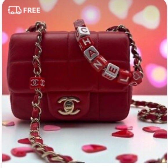 ❤️❤️ C H A N E L ❤️❤️ WATCH THE VIDEO - Lots of items - search in my closet! - Picture 3 of 7